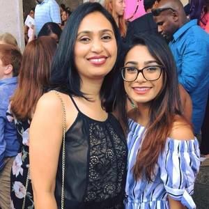 Meet your Posher, Mosha